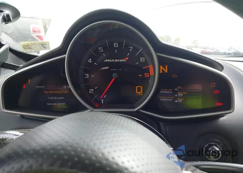 2012 Mclaren Mp4-12C z USA, uszkodzony, nr VIN SBM11AAA3CW001375